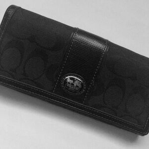 COACH Black Signature Canvas Wallet ✨